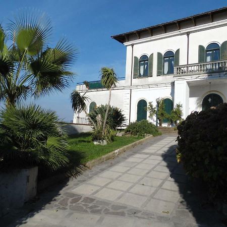 Villa Bianca กาสเตลลัมมาเร ดิ สตาเบีย ภายนอก รูปภาพ