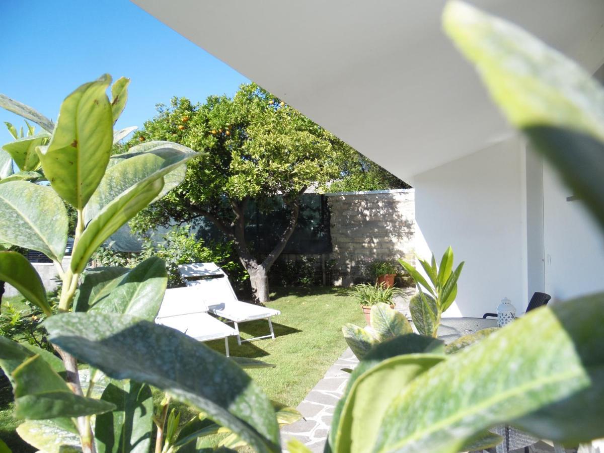 Villa Bianca กาสเตลลัมมาเร ดิ สตาเบีย ภายนอก รูปภาพ