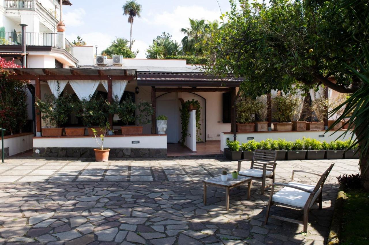 Villa Bianca กาสเตลลัมมาเร ดิ สตาเบีย ภายนอก รูปภาพ