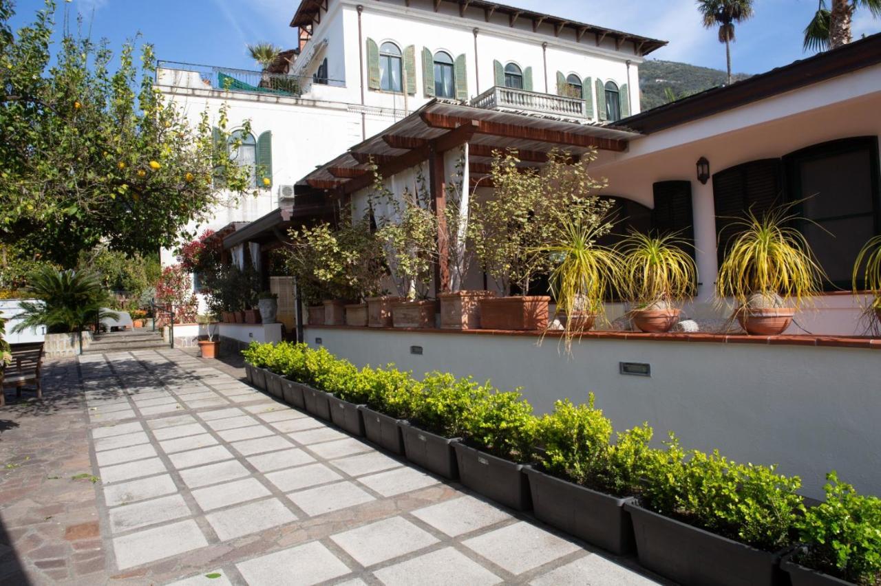 Villa Bianca กาสเตลลัมมาเร ดิ สตาเบีย ภายนอก รูปภาพ