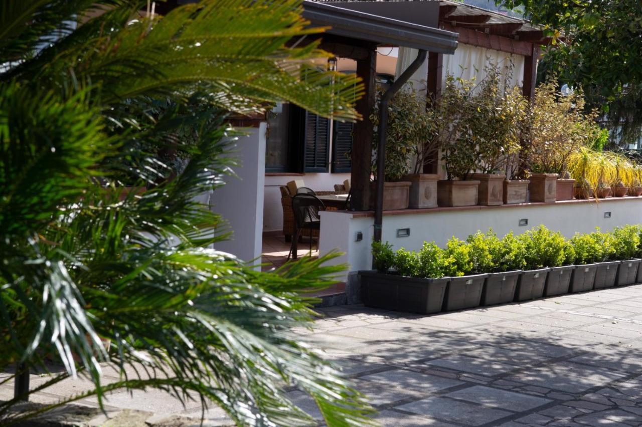 Villa Bianca กาสเตลลัมมาเร ดิ สตาเบีย ภายนอก รูปภาพ